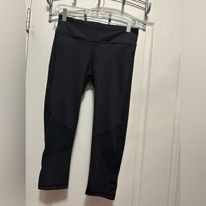 Alala Black Mesh Leggings Capris Athleisure Size Small‎ women’s EUC